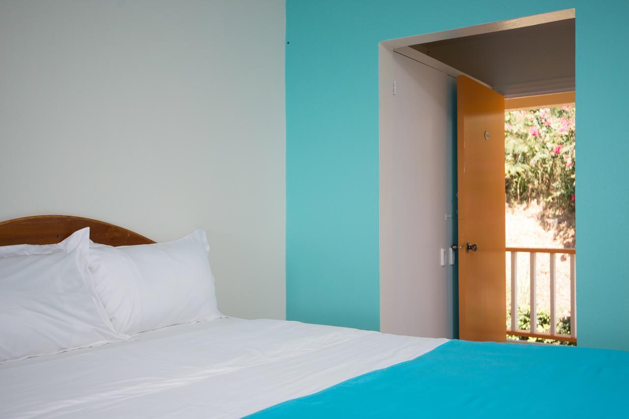 Bird Rock Beach Hotel Basseterre Eksteriør billede