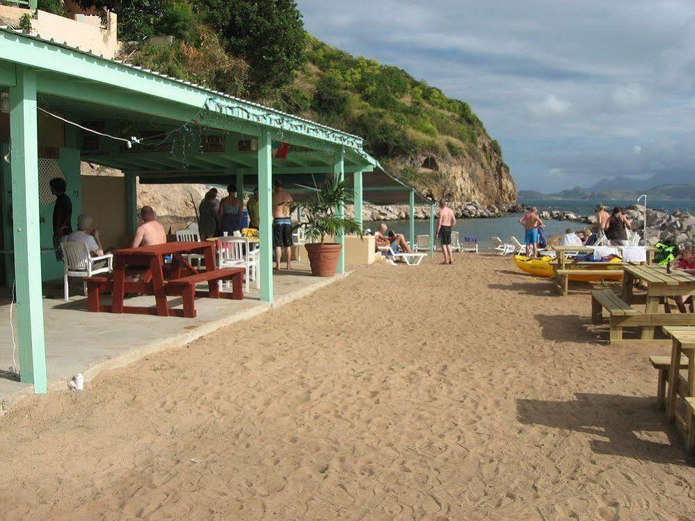 Bird Rock Beach Hotel Basseterre Eksteriør billede